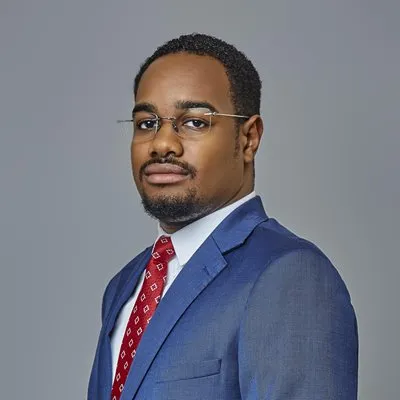 Elton Escrivão
